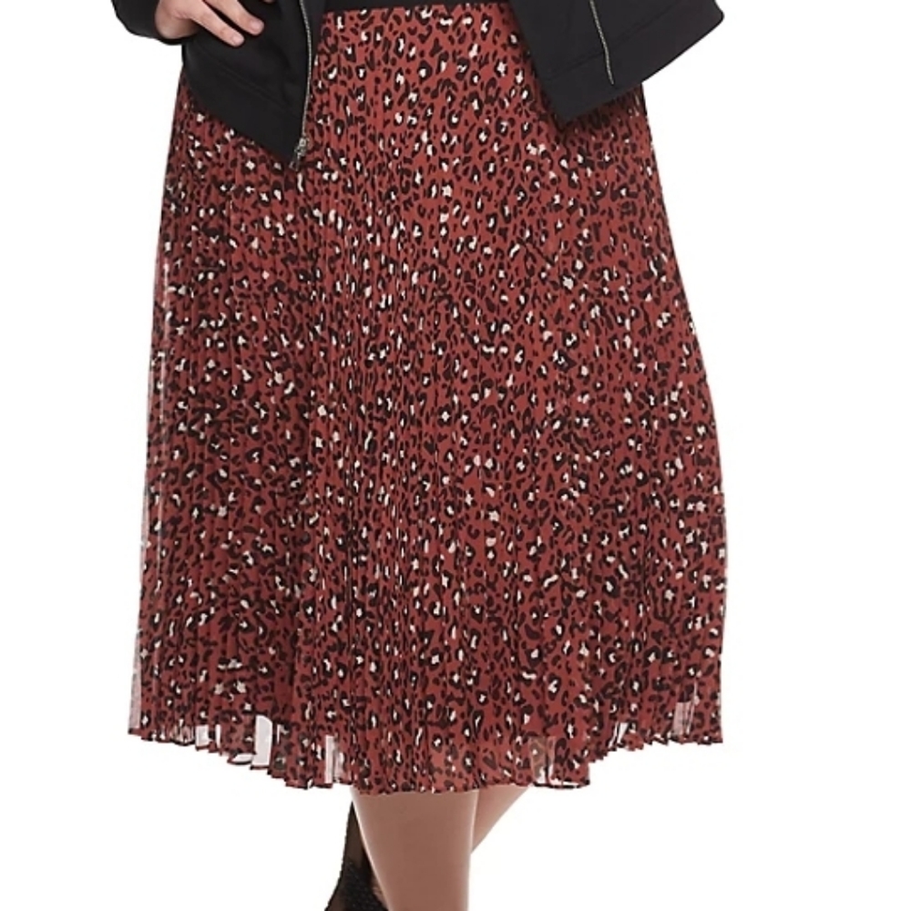 T-EVRI Pleated Print Skirt - Picture 1 of 5